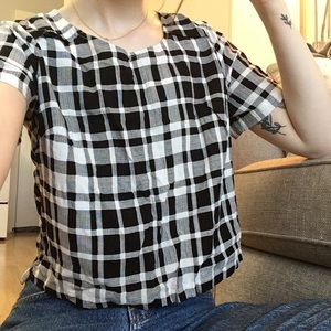 Cropped plaid top